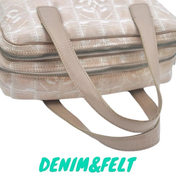 CHANEL Nylon/Leather New Travel Line 2Way Shoulder/Hand Bag/Tote | Beige 🖤 - Picture 7 of 16